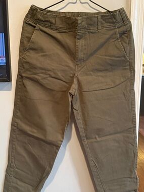 Dickie’s Men's Olive Green Joggers